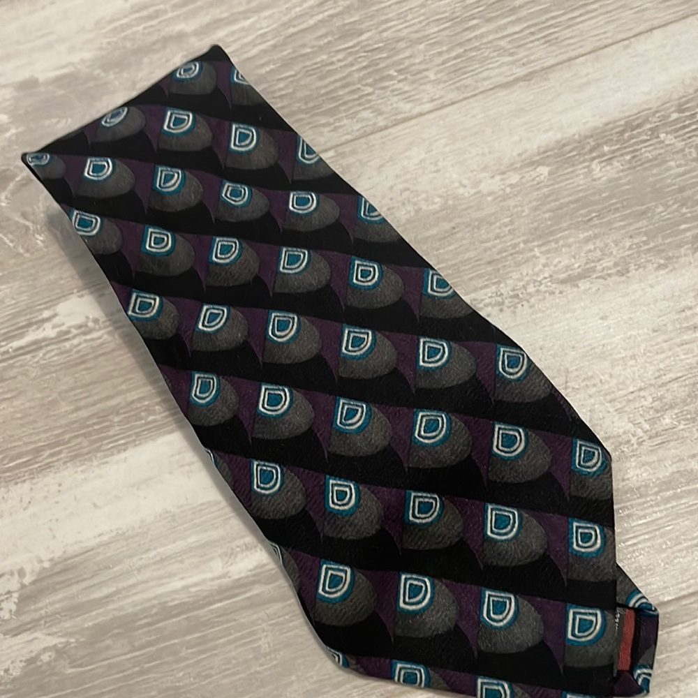 Christian Dior 100% Silk Peacock Black Purple Blue Tie